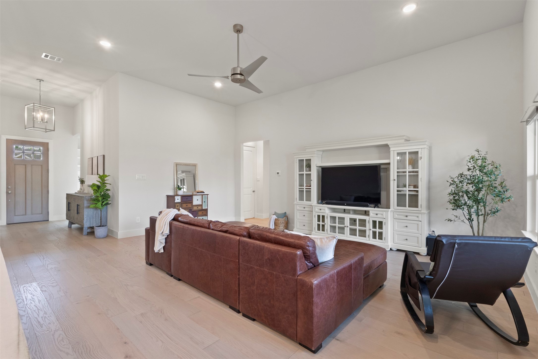 3905 Henley Lane Garland TX 75043