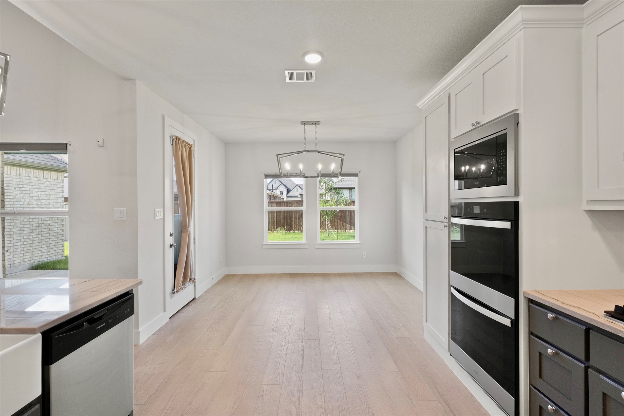 3905 Henley Lane Garland TX 75043
