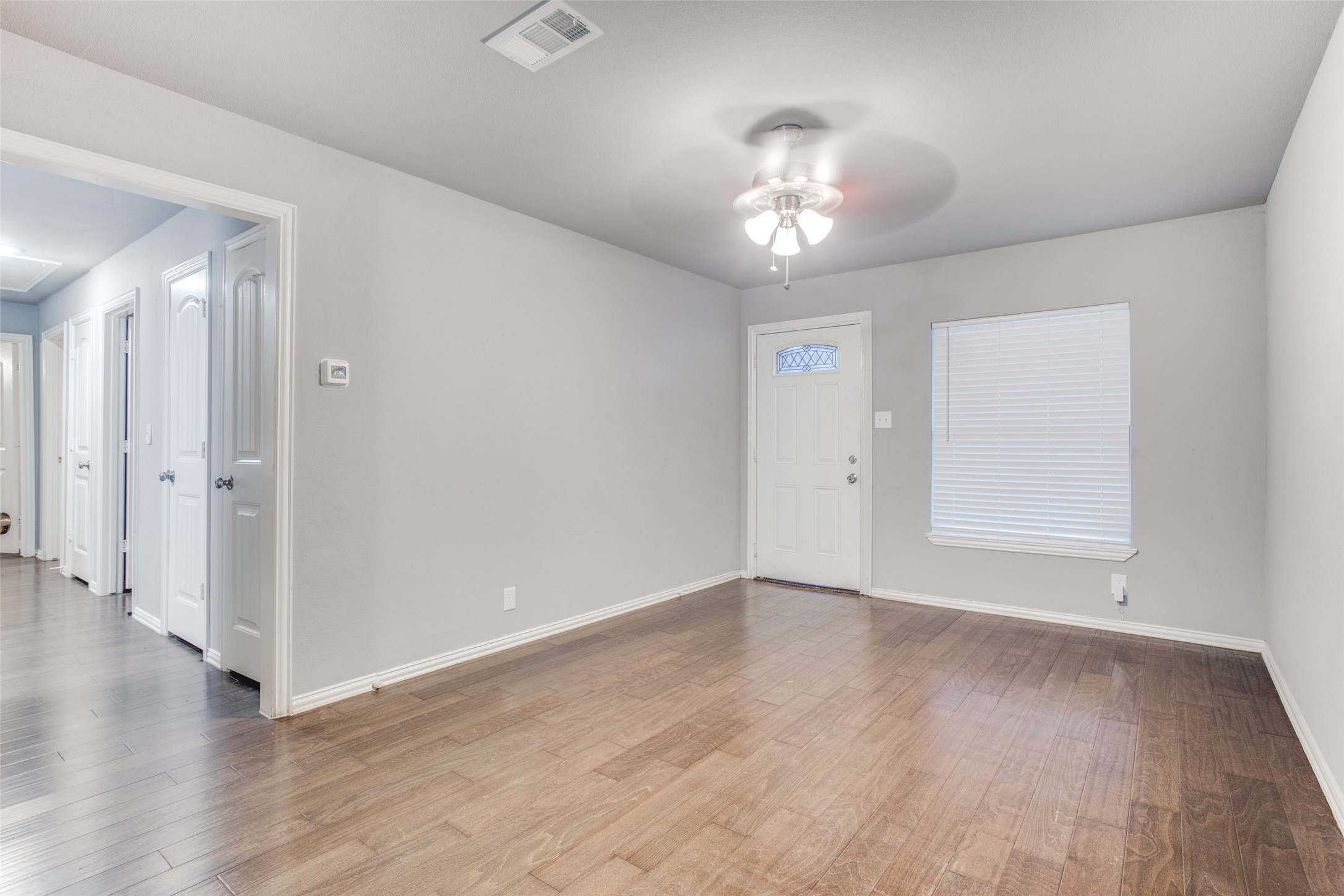 901 Vicki Lane Fort Worth TX 76104