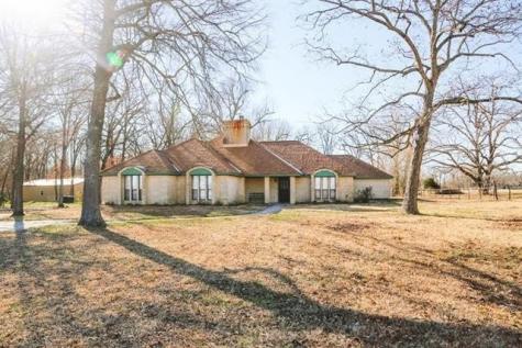 1760 County Road 14760 Paris TX 75462