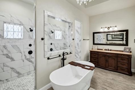 100 Maverick Court Granbury TX 76049