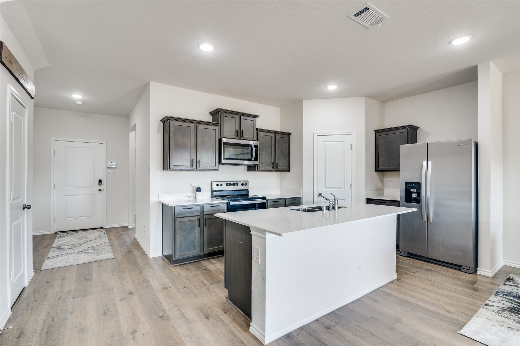 2378 Peregrine Way Crandall TX 75114