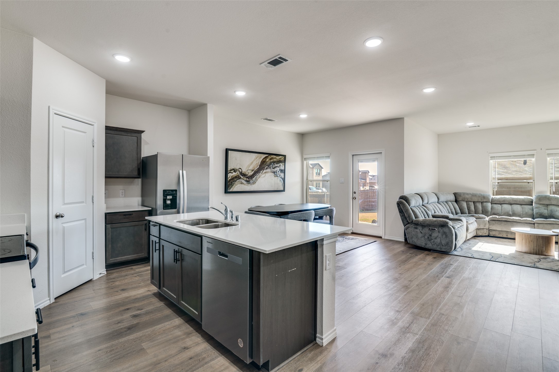 2378 Peregrine Way Crandall TX 75114