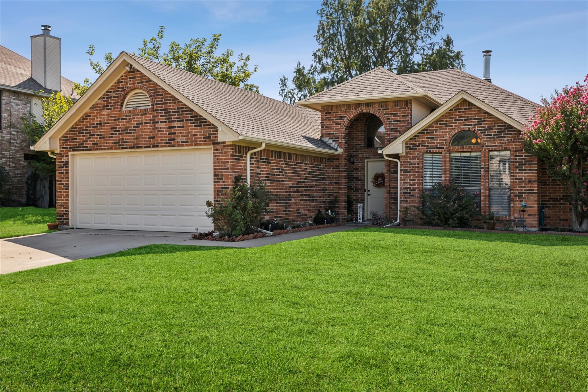 613 Reeves Lane Kennedale TX 76060