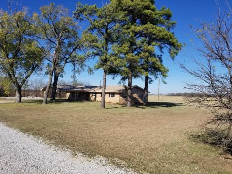 3435 Highway 81 N Bowie TX 76230