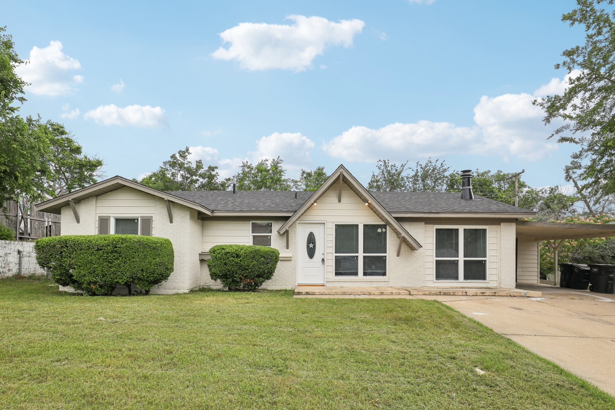 6405 Waynewood Court Fort Worth TX 76135