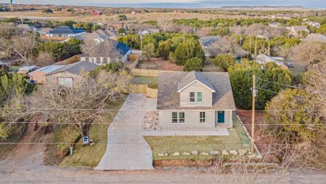 5423 Belaire Circle Granbury TX 76048