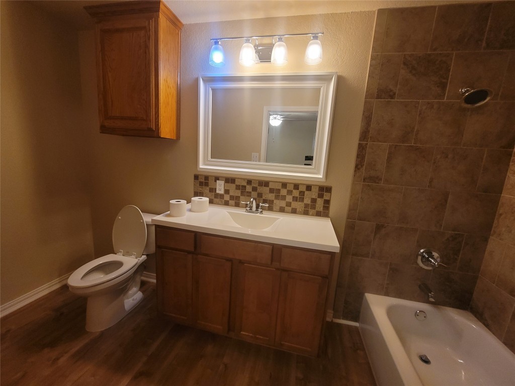 606 S Hubbard Street Alvord TX 76225