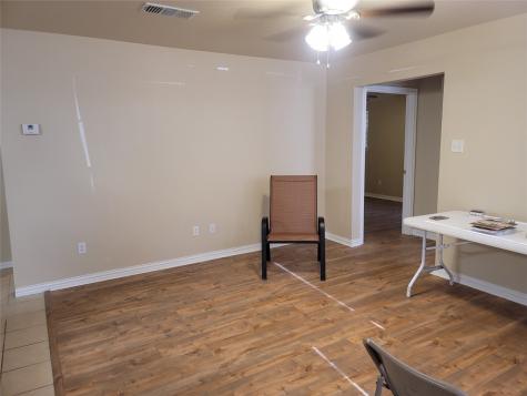 606 S Hubbard Street Alvord TX 76225