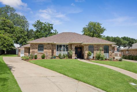 2705 Serenade Court Arlington TX 76015