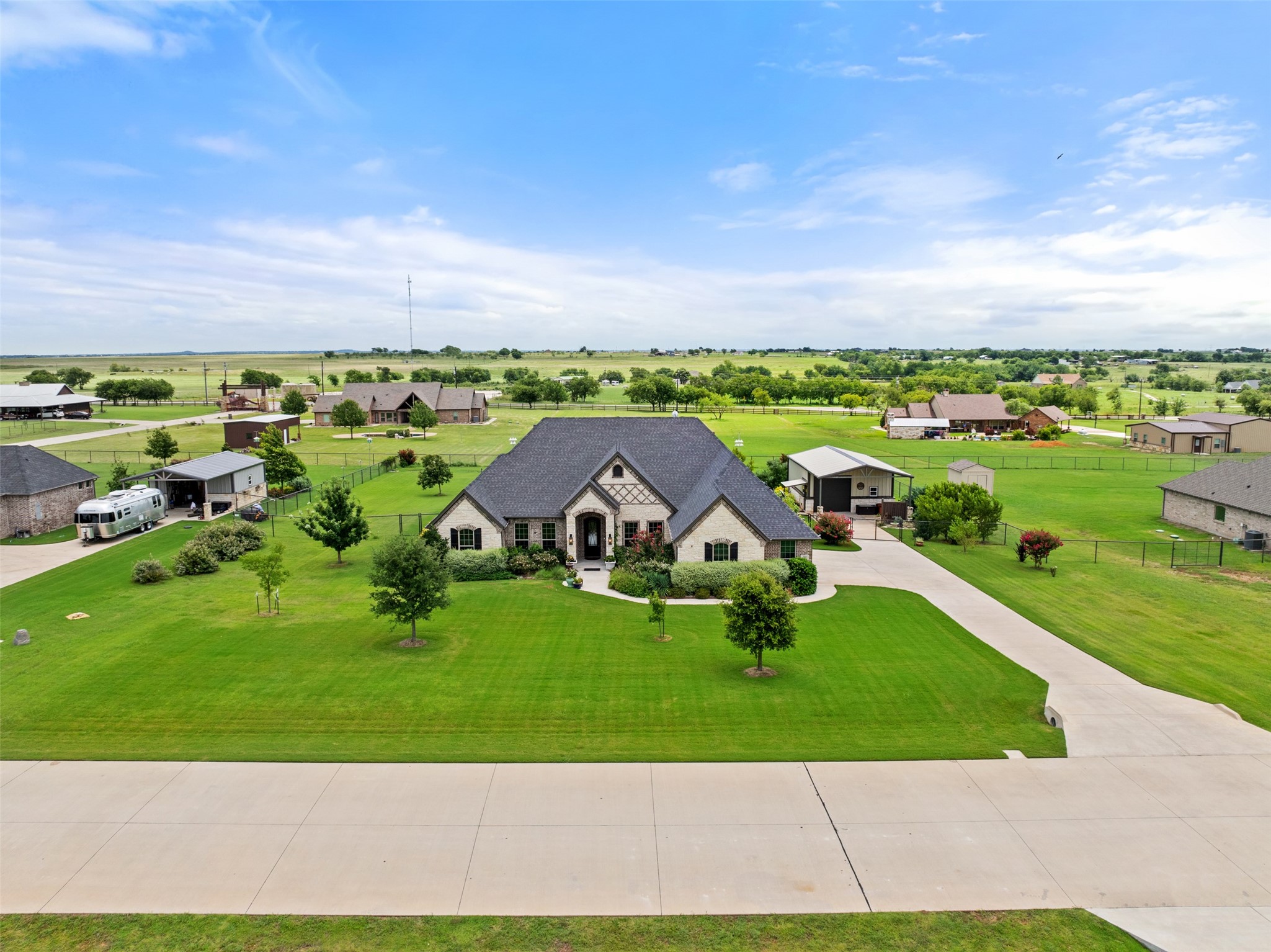 205 Buena Vista Drive Godley TX 76044