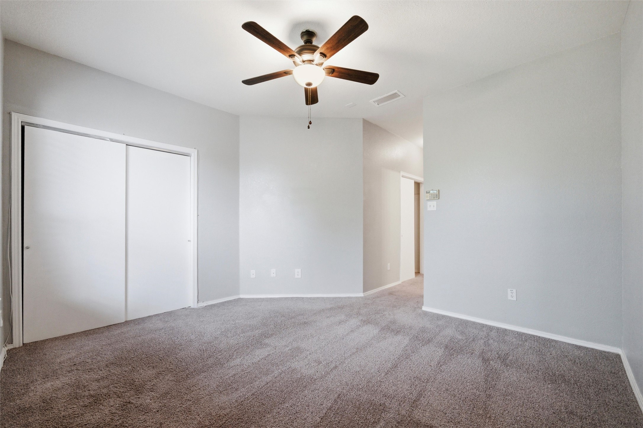 1001 Brenner Court Arlington TX 76017