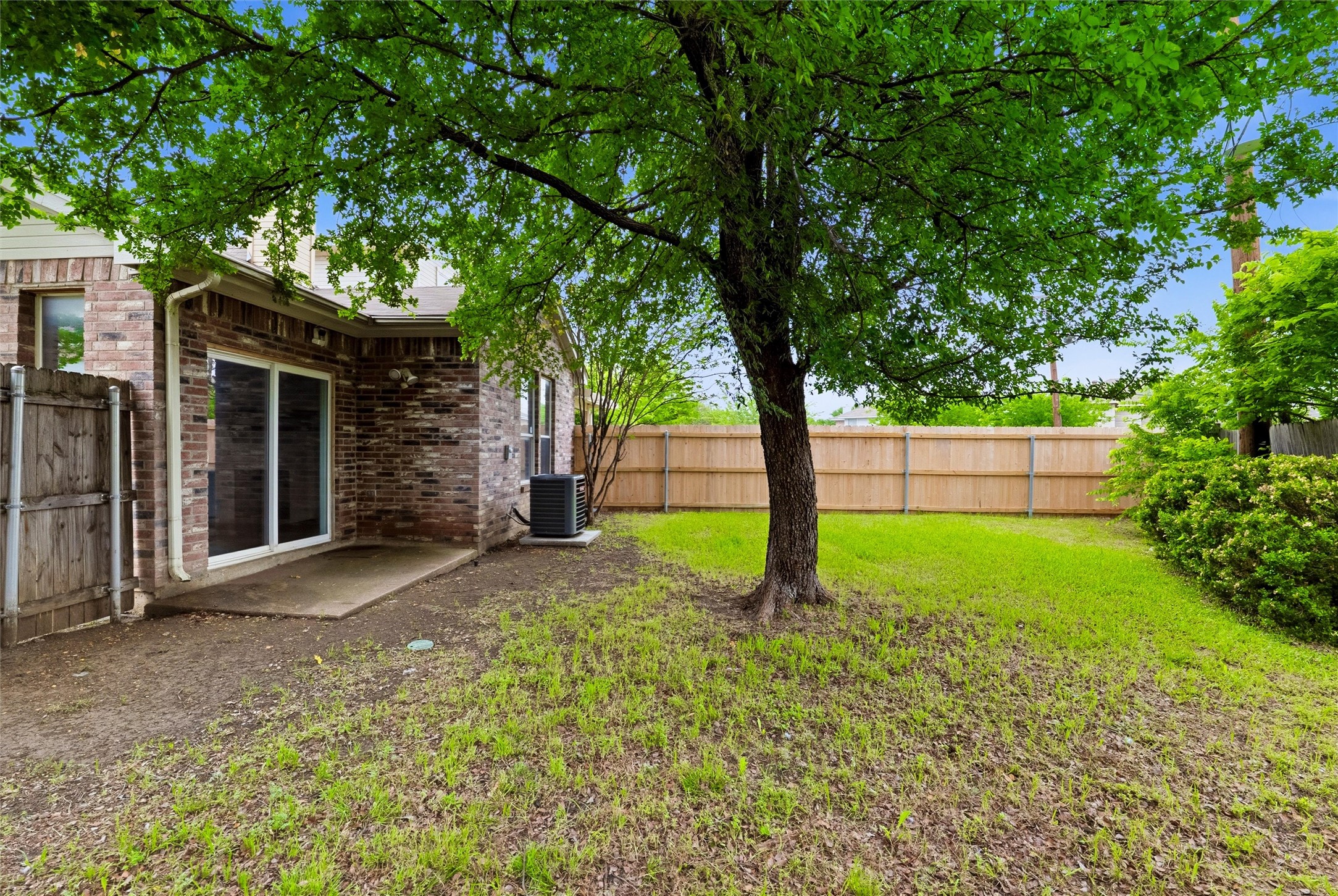 1001 Brenner Court Arlington TX 76017