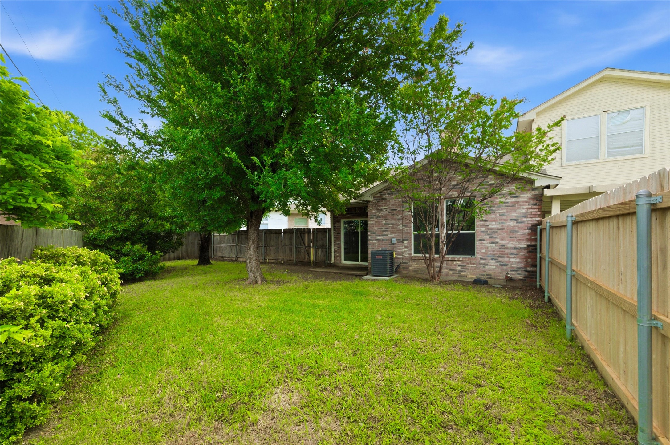 1001 Brenner Court Arlington TX 76017
