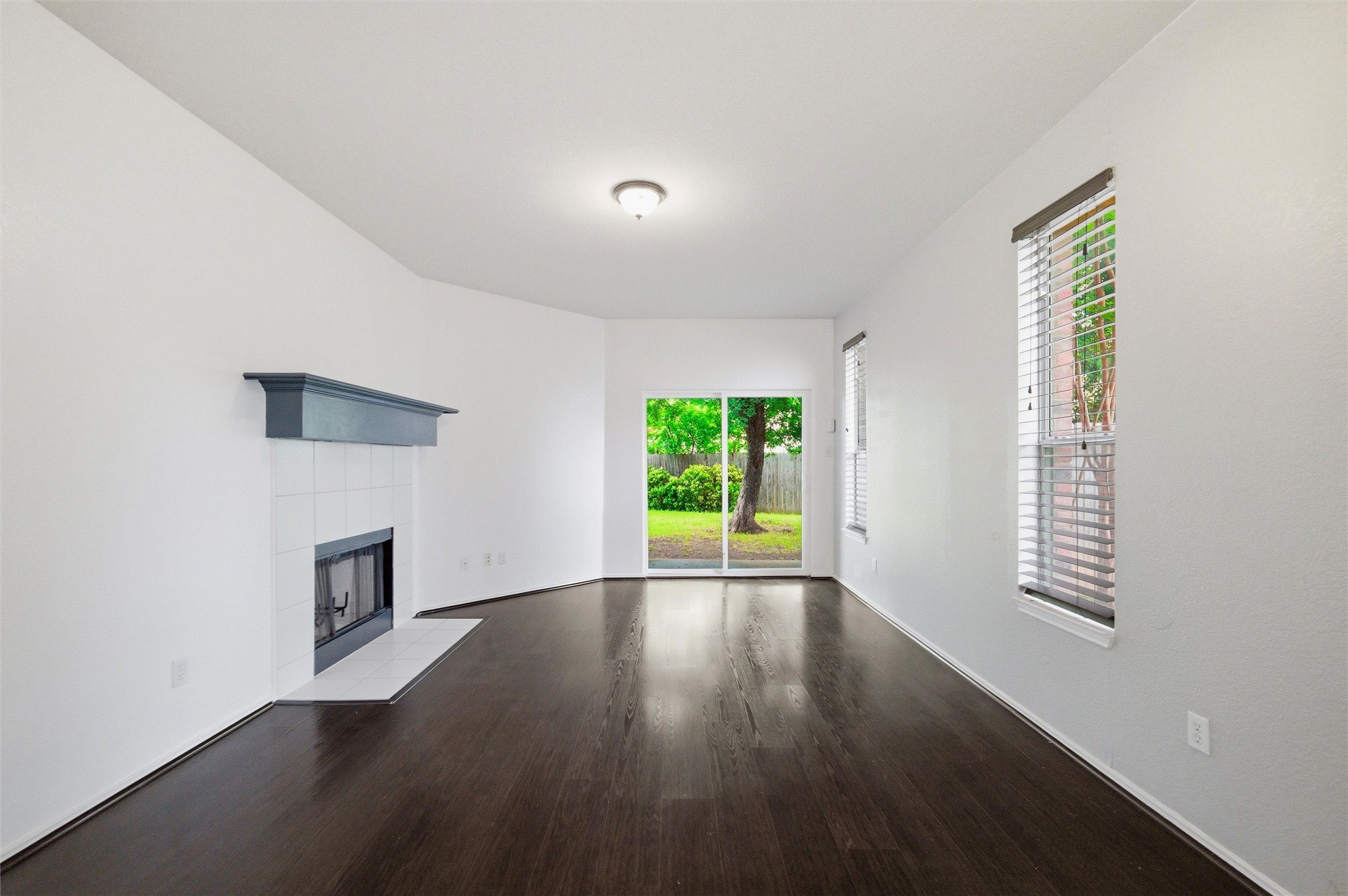 1001 Brenner Court Arlington TX 76017