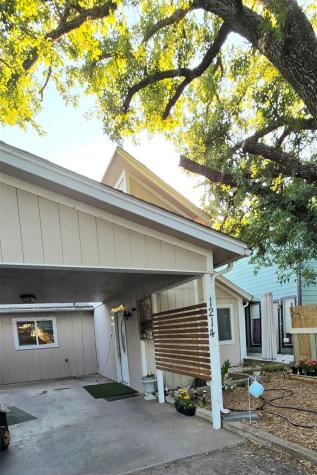 1214 Elm Court Runaway Bay TX 76426