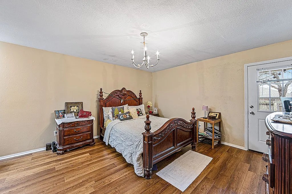 1214 Elm Court Runaway Bay TX 76426