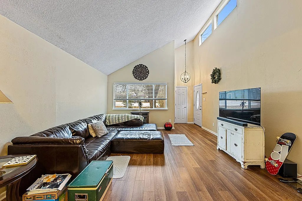 1214 Elm Court Runaway Bay TX 76426