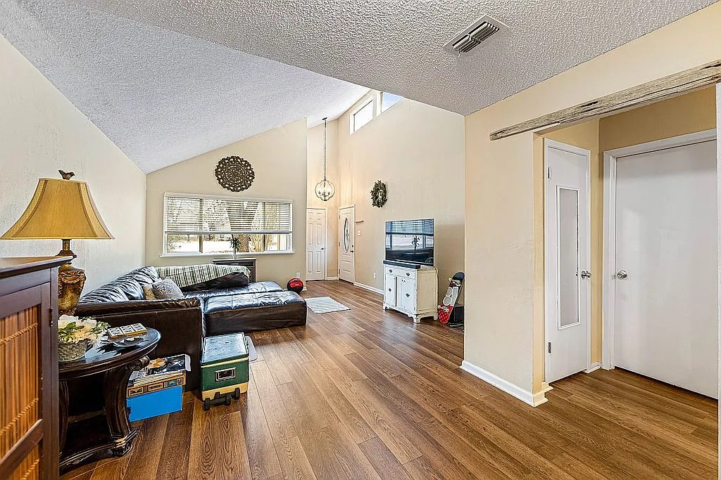 1214 Elm Court Runaway Bay TX 76426