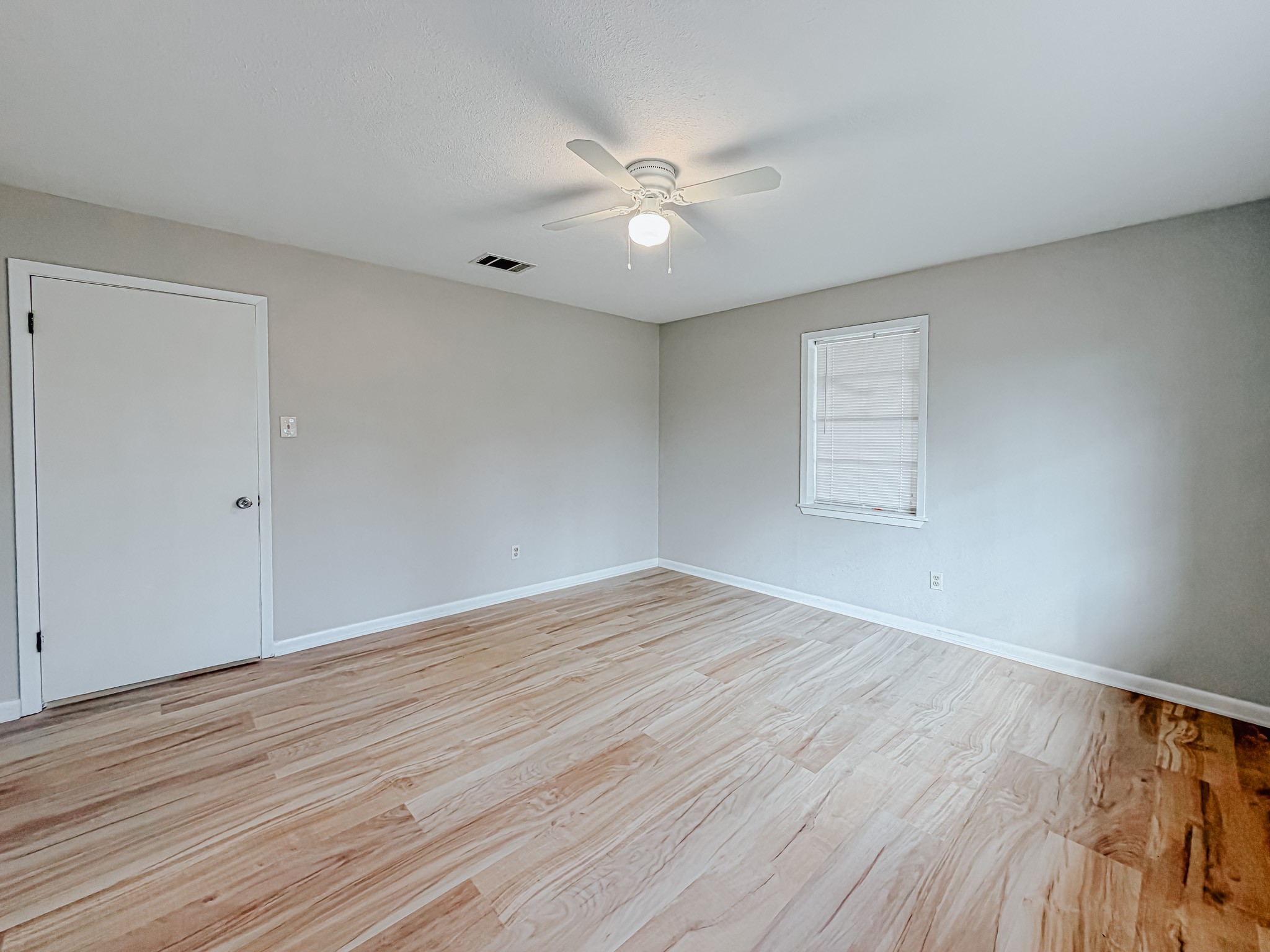 226 E Main Street Corsicana TX 75109