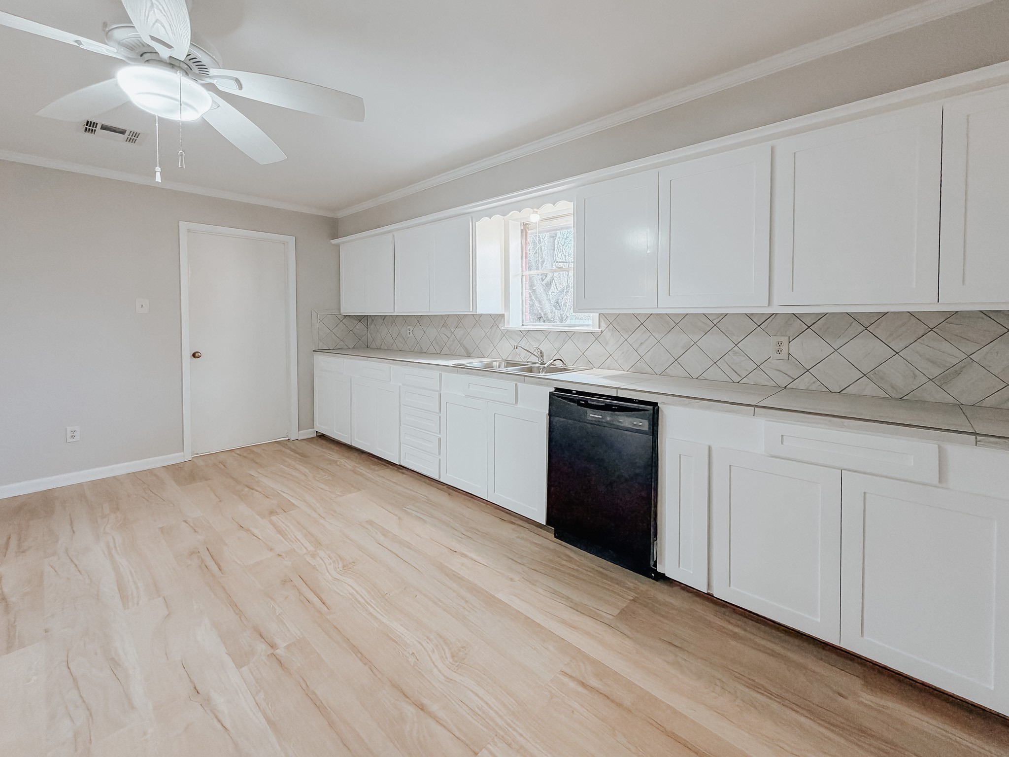 226 E Main Street Corsicana TX 75109