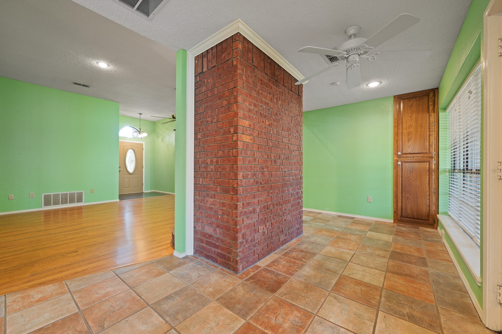 153 Sandlewood Lane Burleson TX 76028