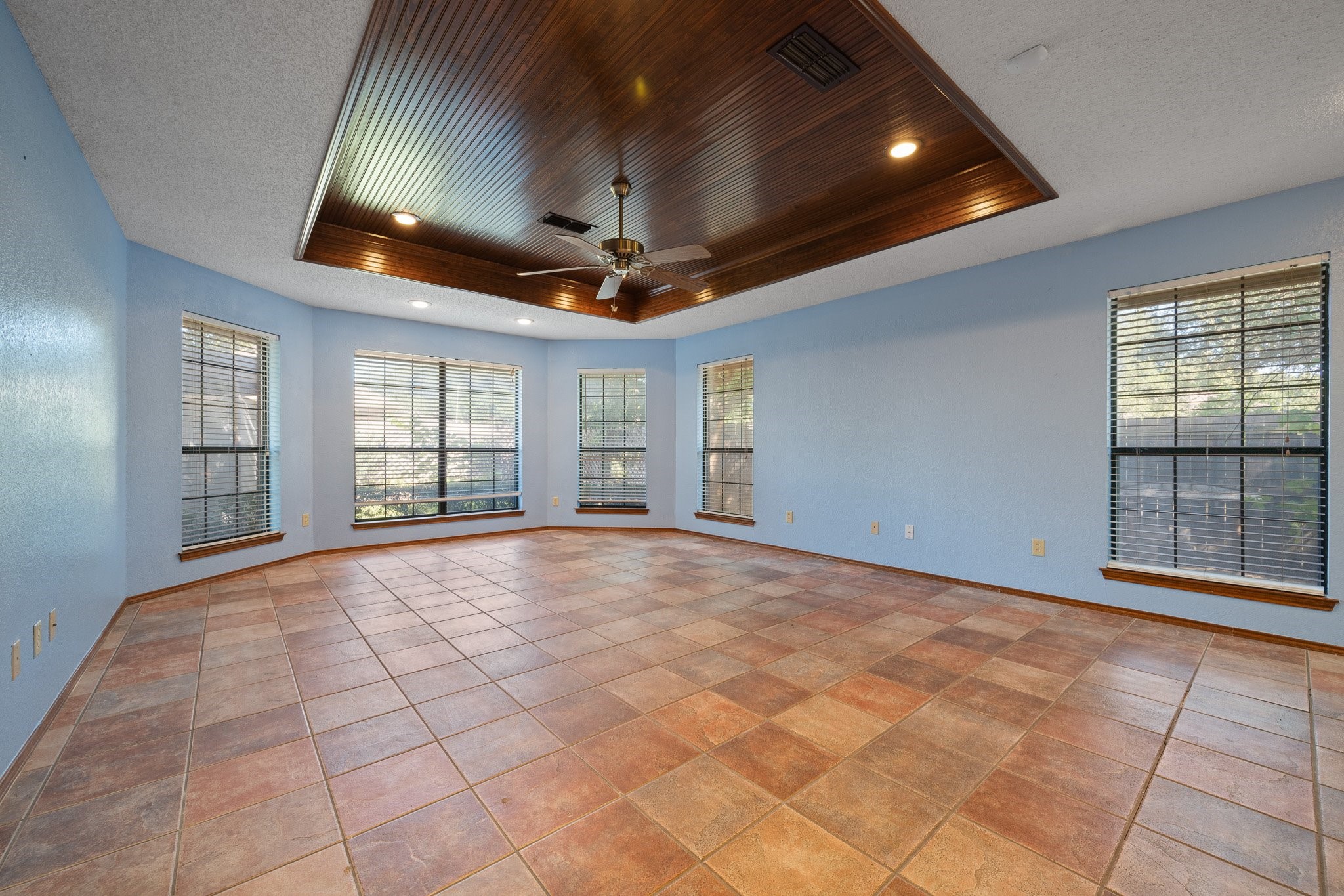 153 Sandlewood Lane Burleson TX 76028