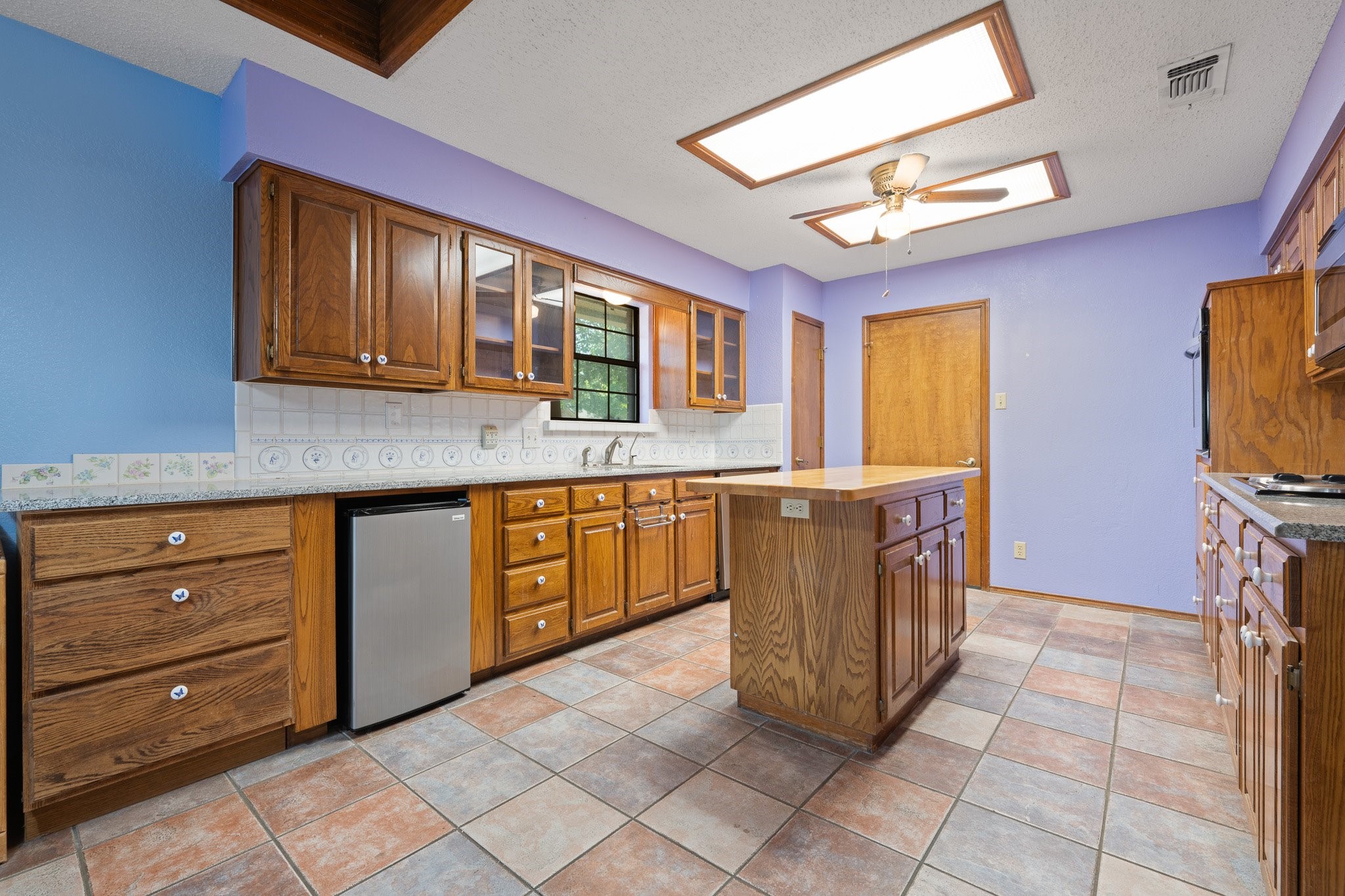 153 Sandlewood Lane Burleson TX 76028