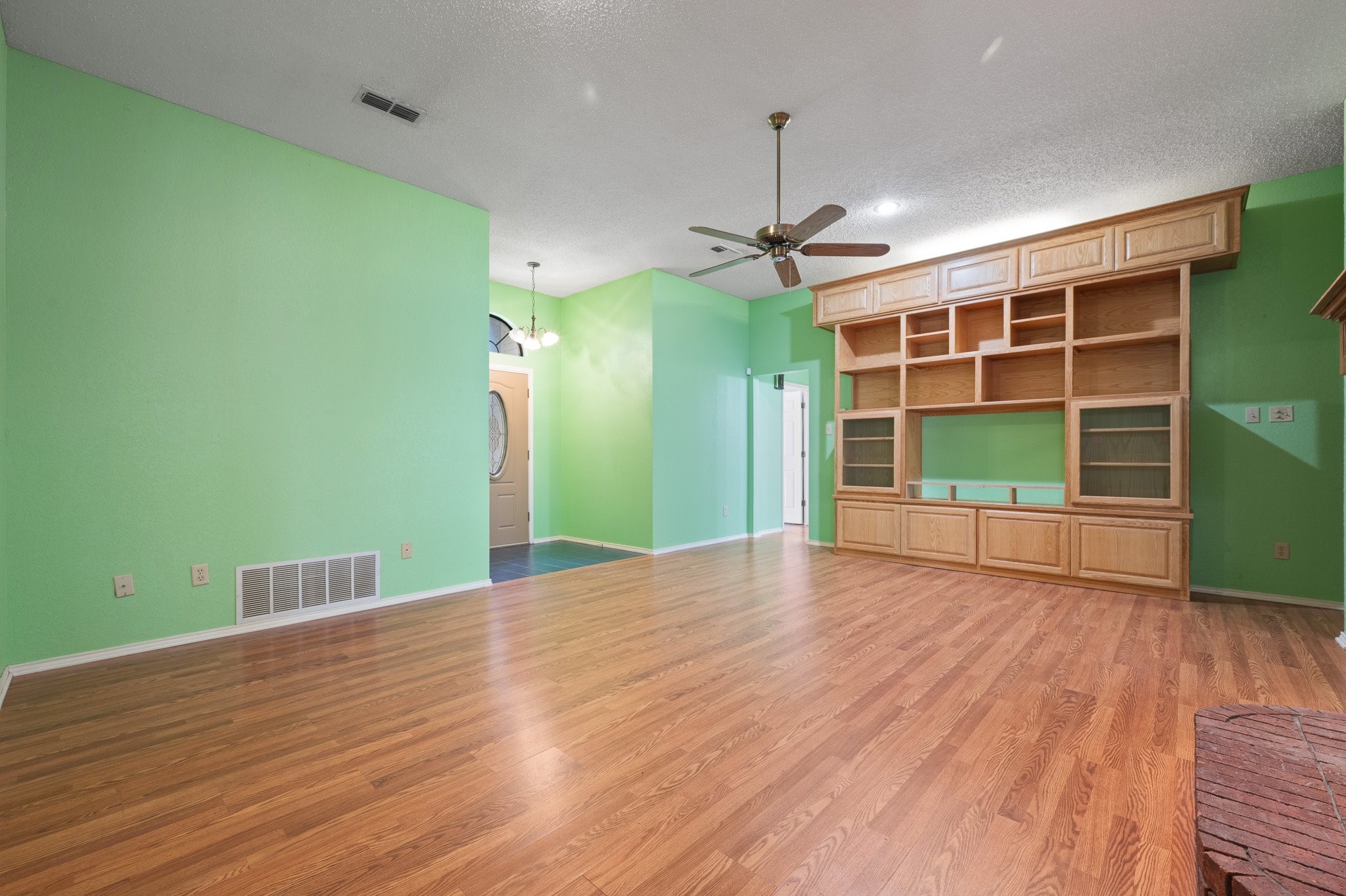 153 Sandlewood Lane Burleson TX 76028