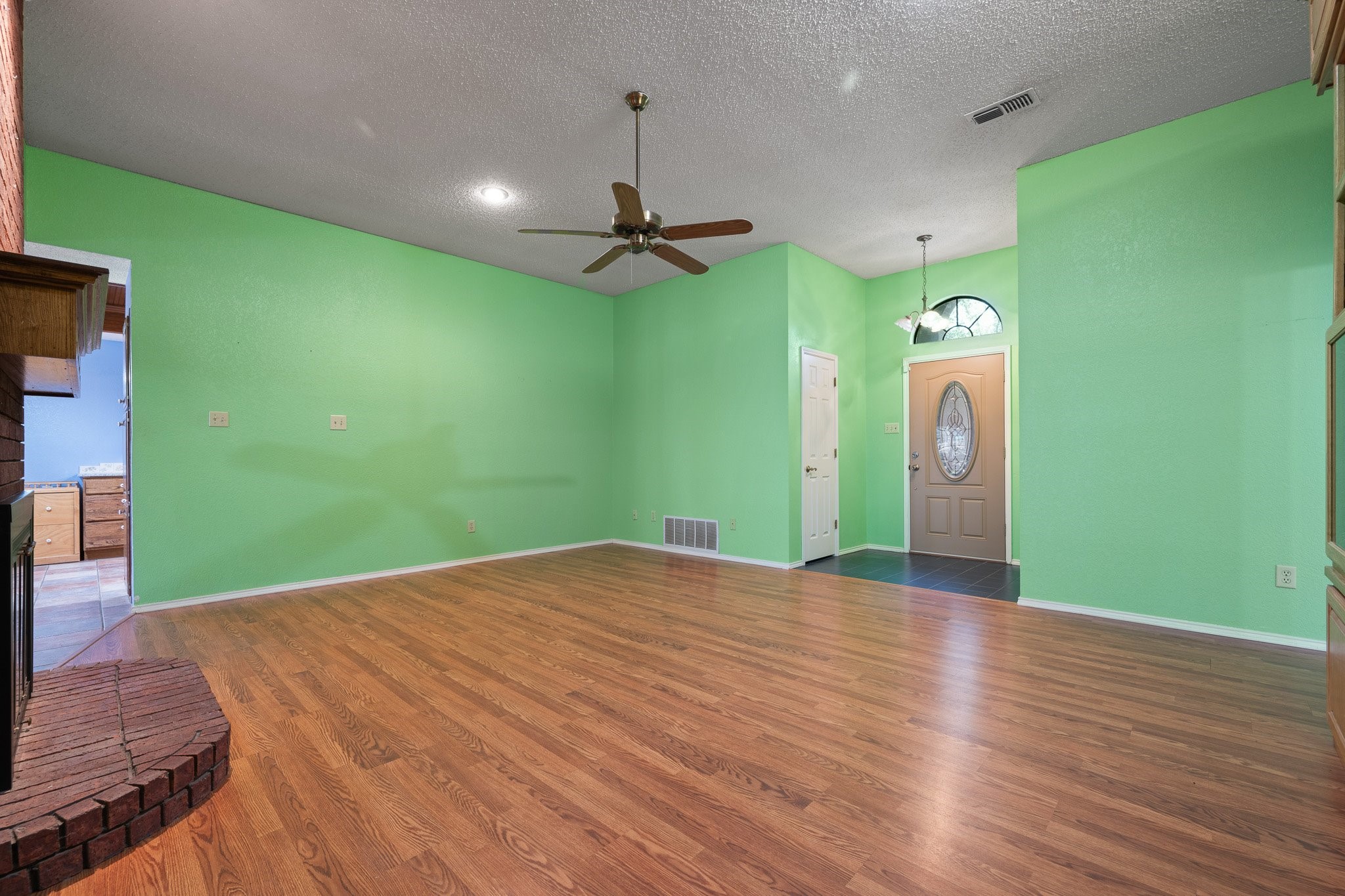 153 Sandlewood Lane Burleson TX 76028