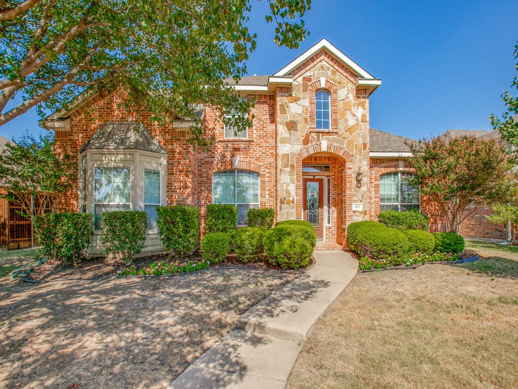 1613 Country Brook Lane Allen TX 75002