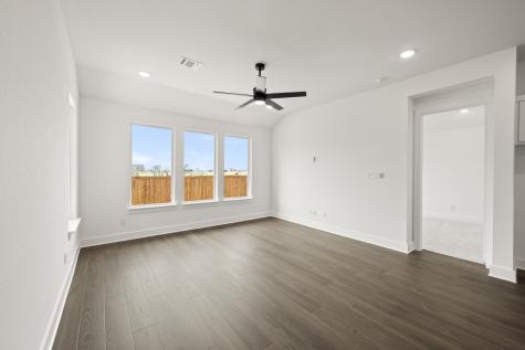 1725 Nesting Robin Lane Denton TX 76249