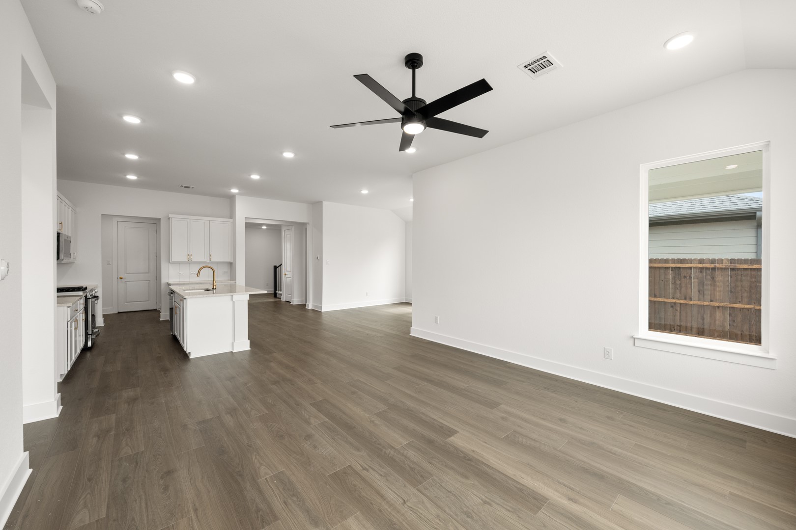 1725 Nesting Robin Lane Denton TX 76249