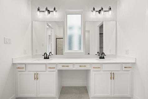 1725 Nesting Robin Lane Denton TX 76249