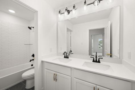1725 Nesting Robin Lane Denton TX 76249