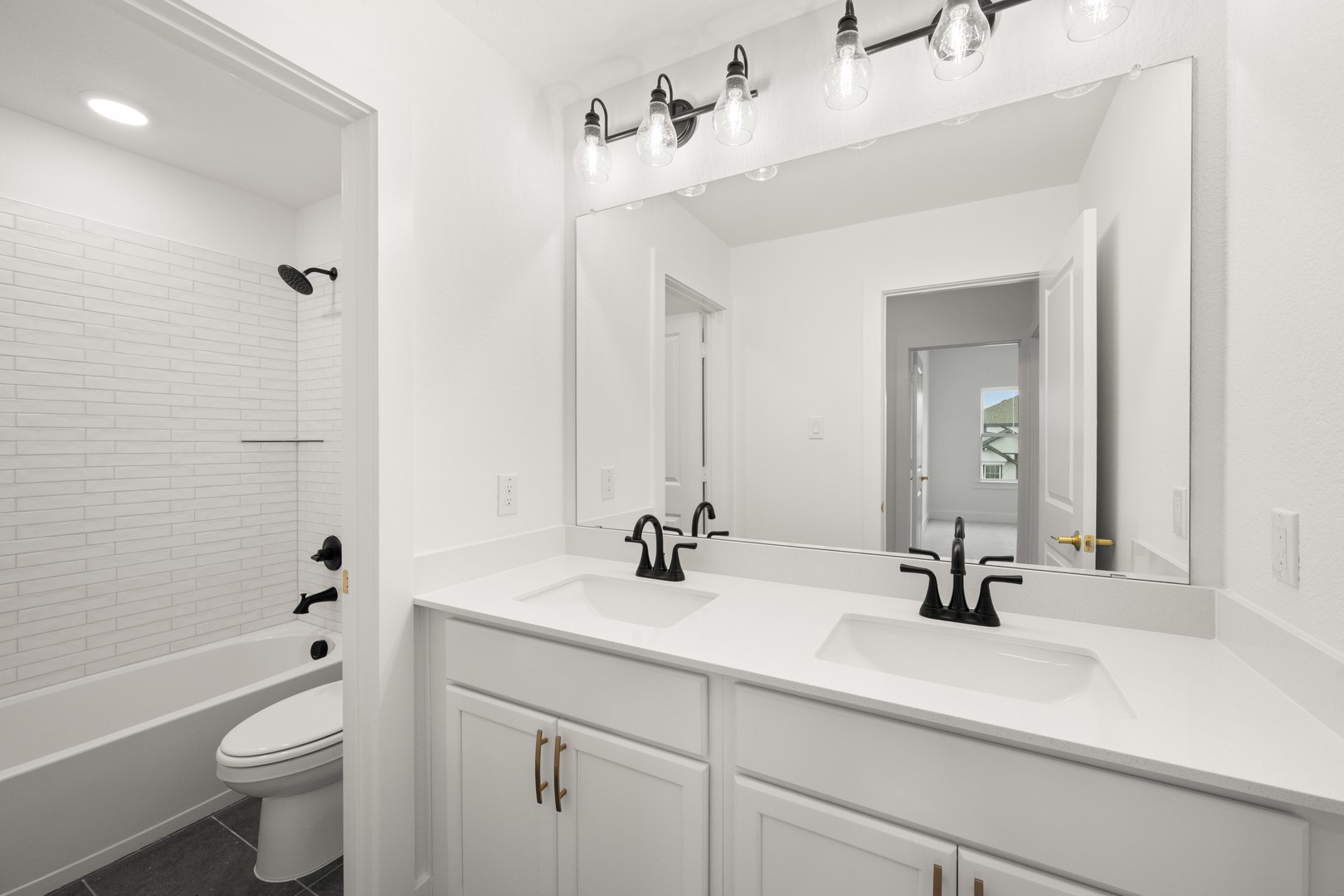 1725 Nesting Robin Lane Denton TX 76249