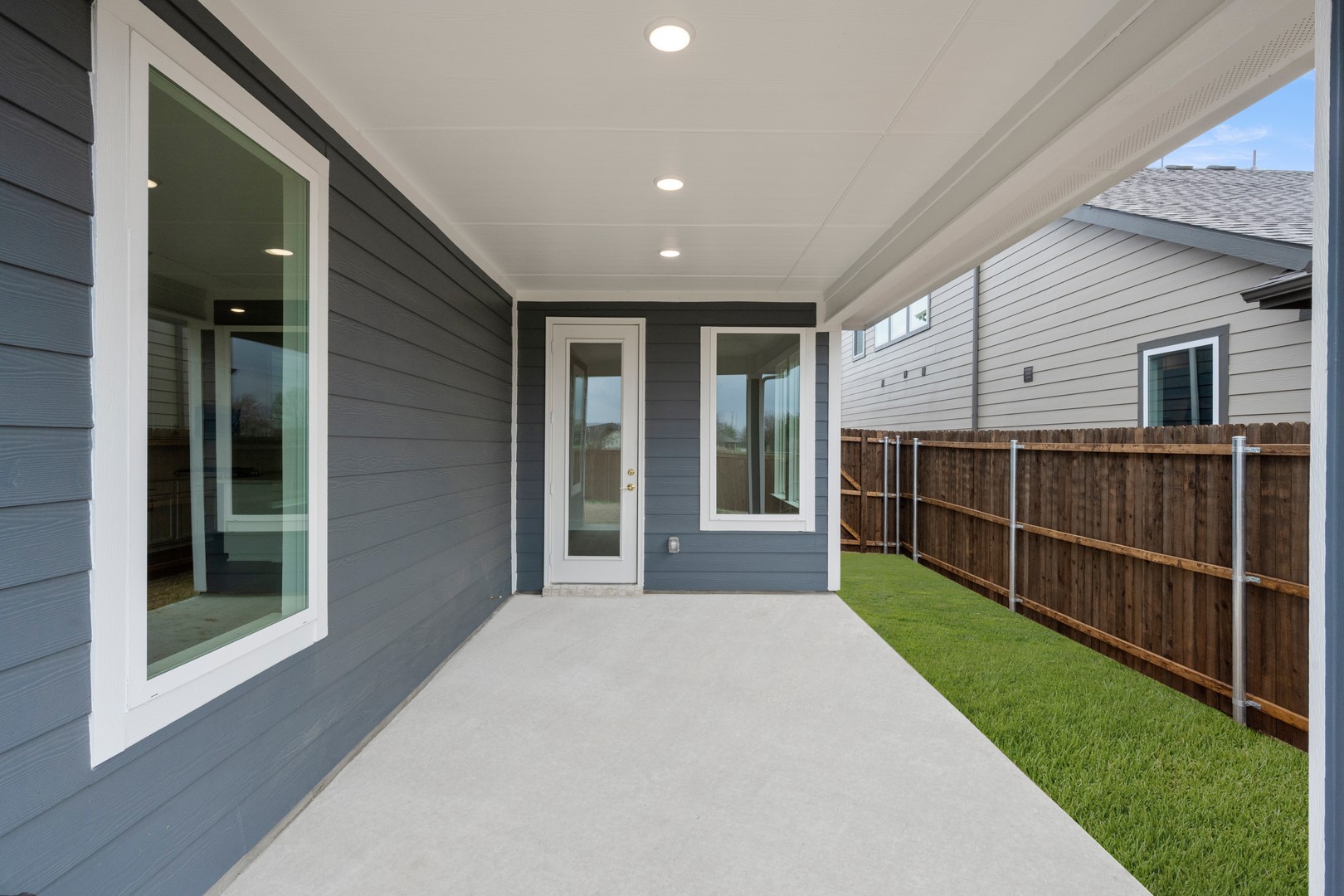 1725 Nesting Robin Lane Denton TX 76249