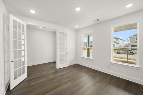1725 Nesting Robin Lane Denton TX 76249