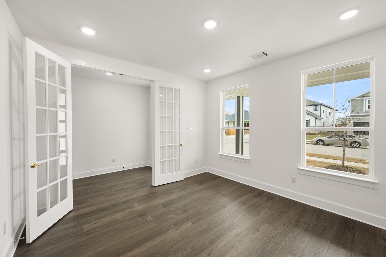 1725 Nesting Robin Lane Denton TX 76249