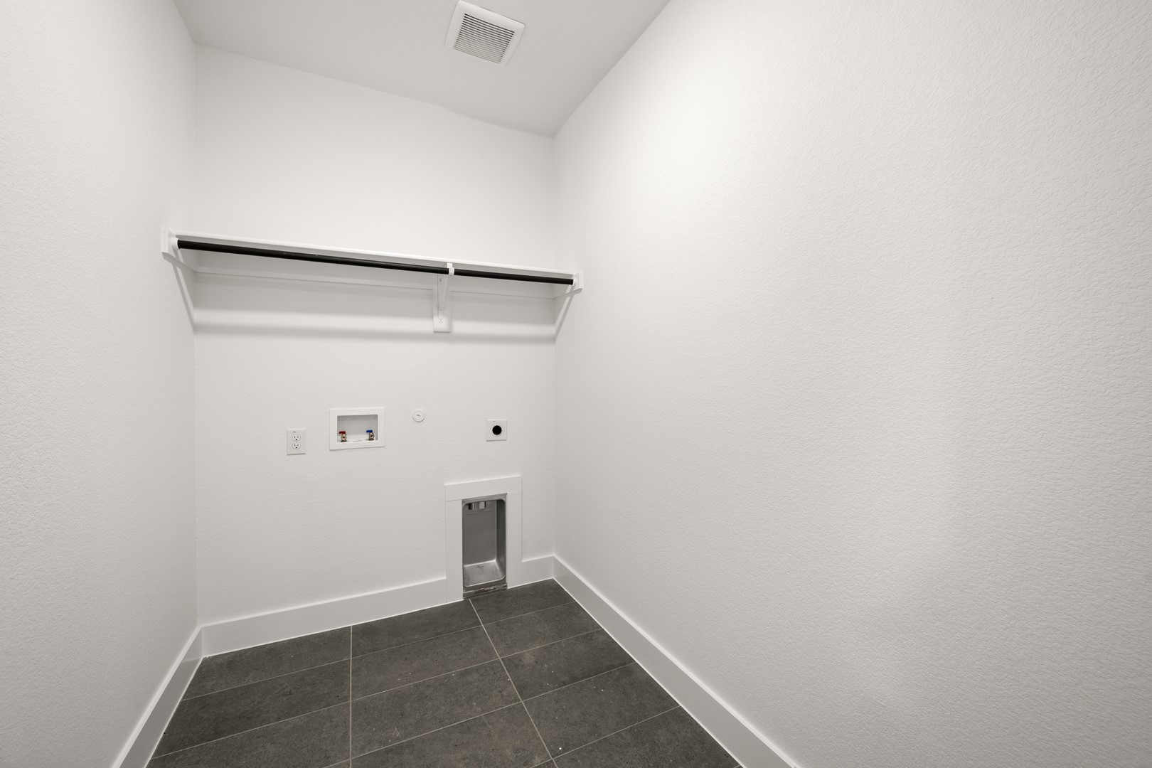 1725 Nesting Robin Lane Denton TX 76249