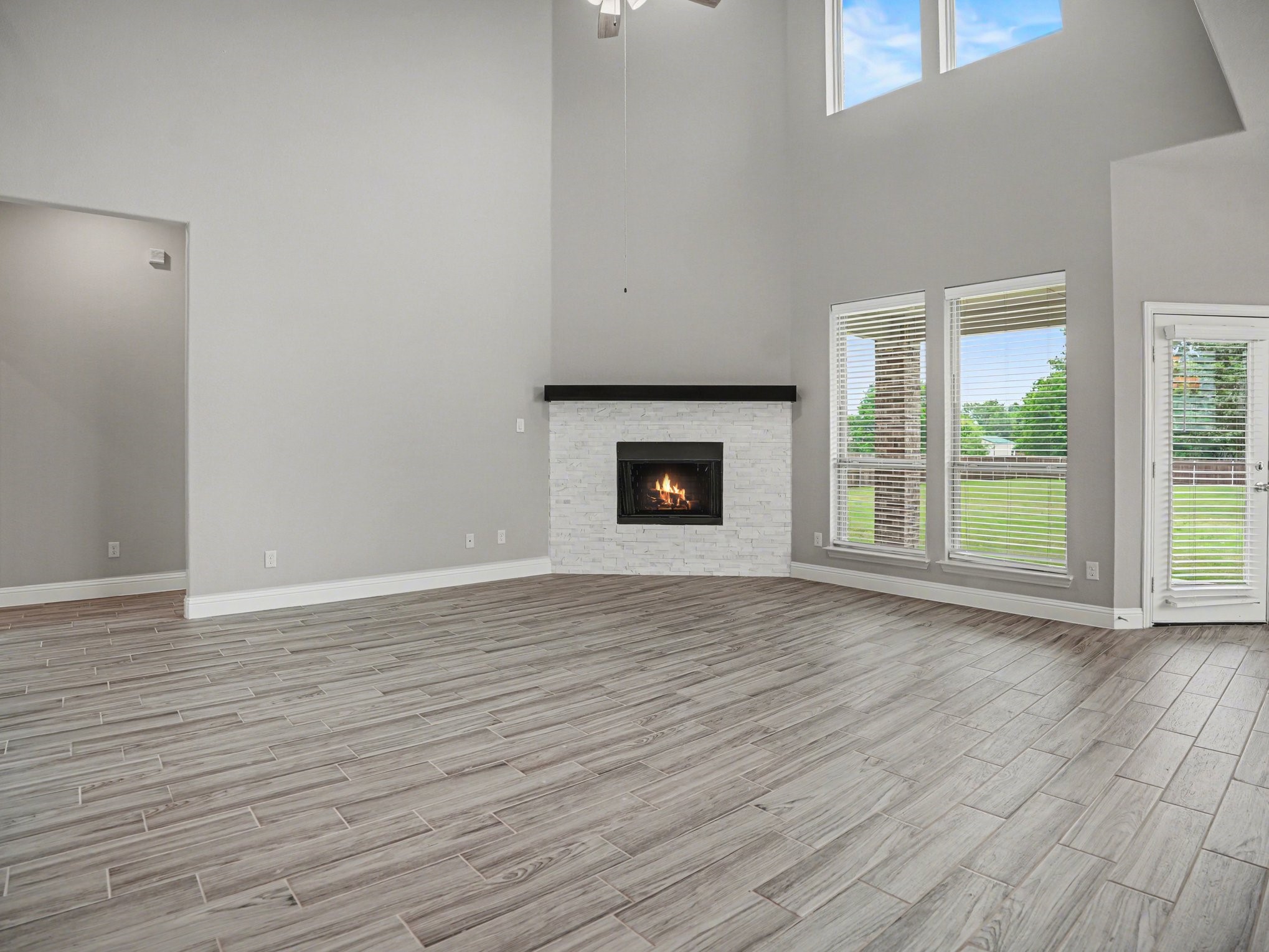 140 Crystal Lake Lane Red Oak TX 75154