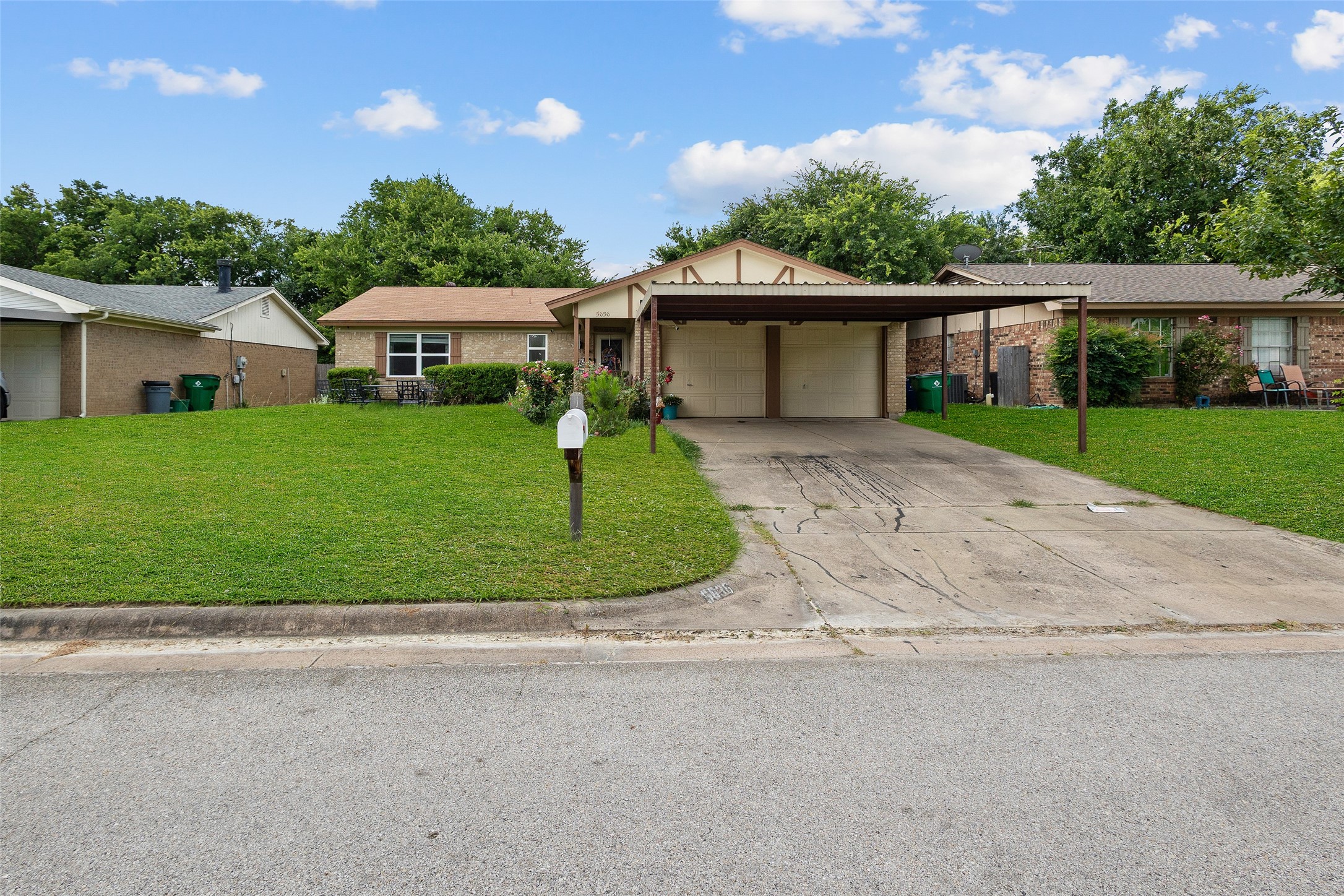 5636 Twin Oaks Drive Haltom City TX 76148