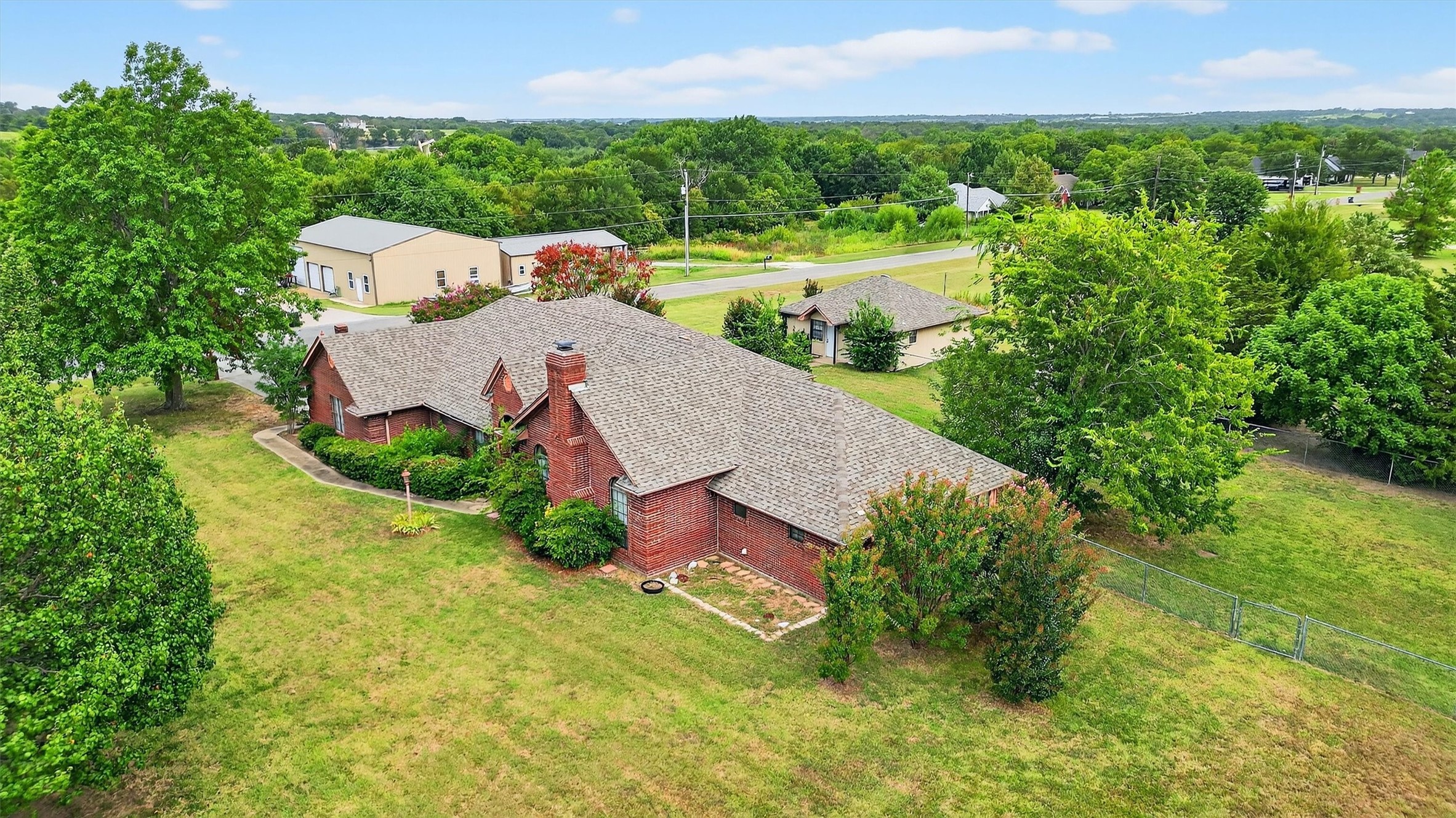 443 Lakewood Road Denison TX 75020