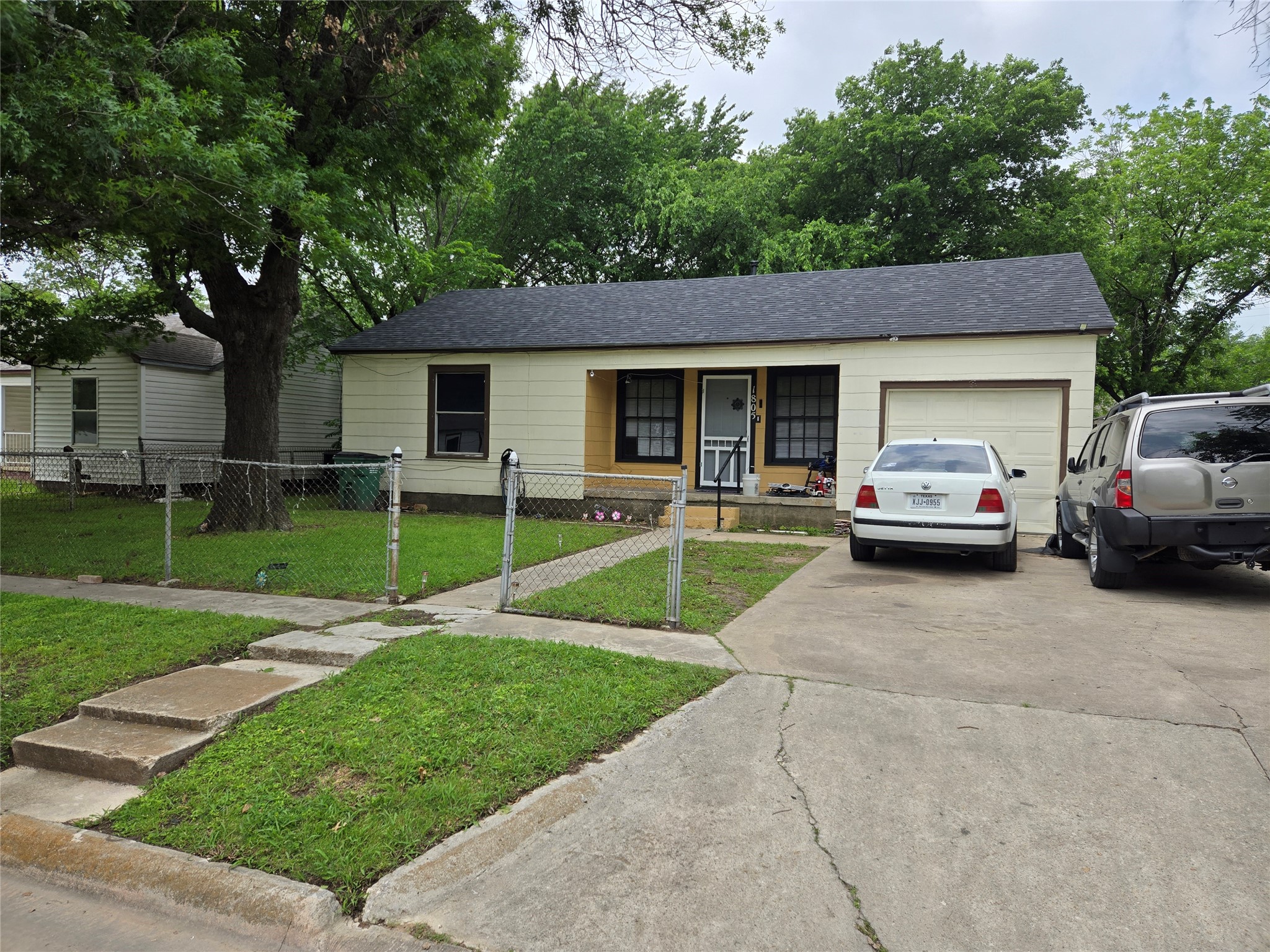 1805 Mill Street Gainesville TX 76240