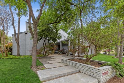 9202 Arbor Branch Drive Dallas TX 75243