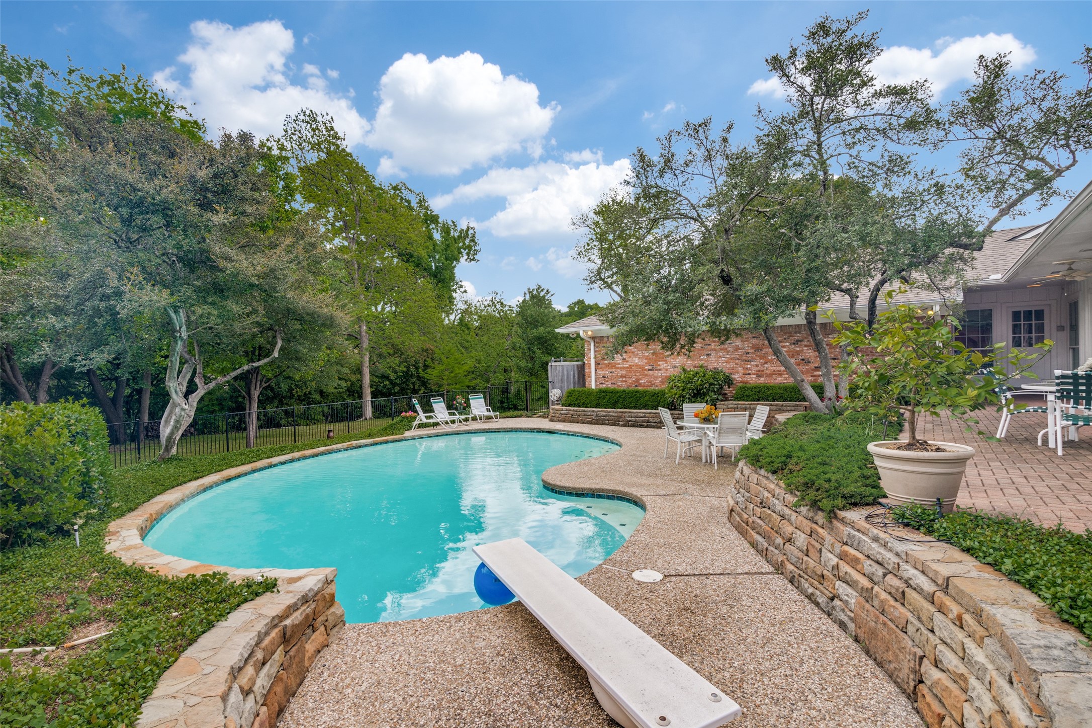 16920 Preston Bend Drive Dallas TX 75248