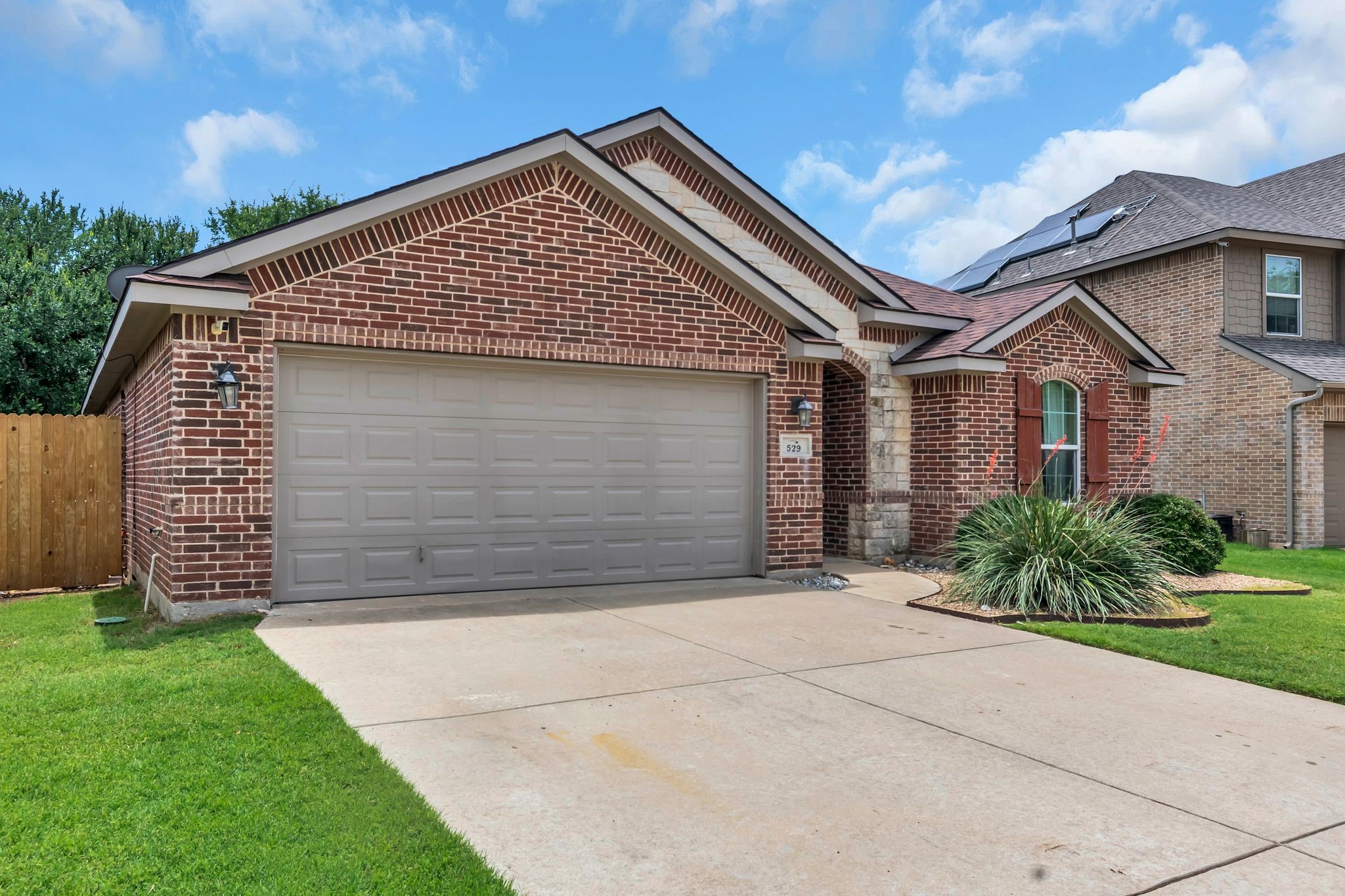529 Beechgrove Terrace Fort Worth TX 76140