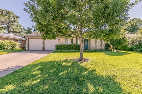 5420 Greenwood Way North Richland Hills TX 76180