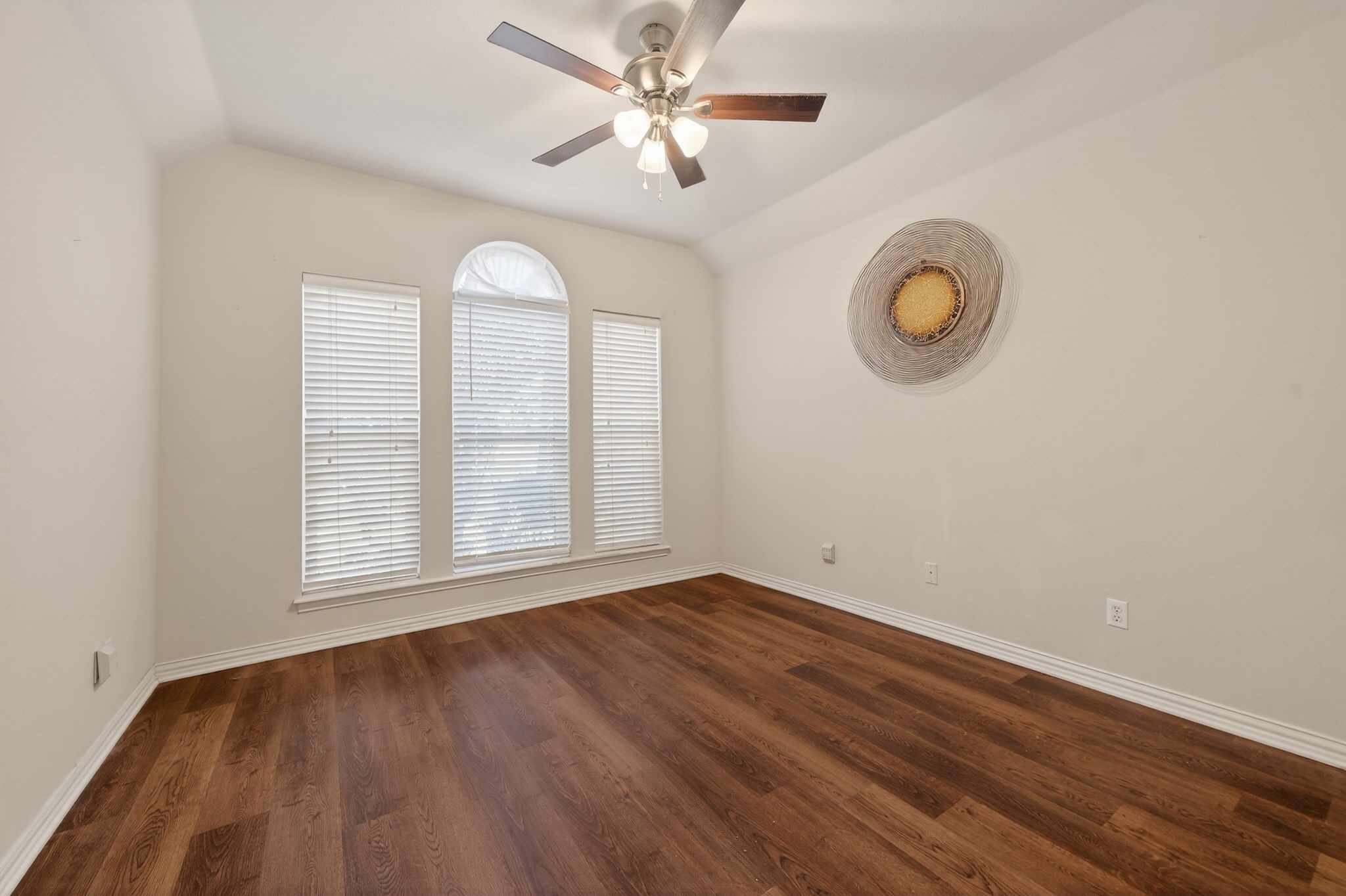 109 Southern Pine Place Mabank TX 75156