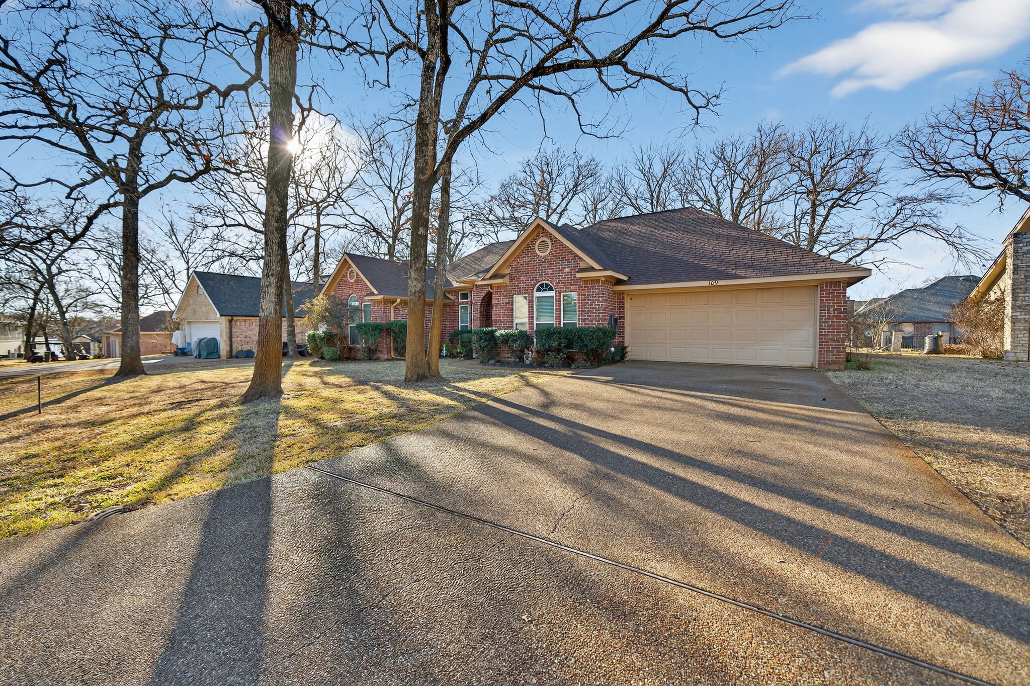 109 Southern Pine Place Mabank TX 75156
